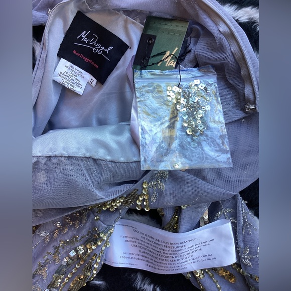 NWT Mac Duggal Illusion Neckline Long Sleeve Beaded Gown. B282 - Picture 16 of 16